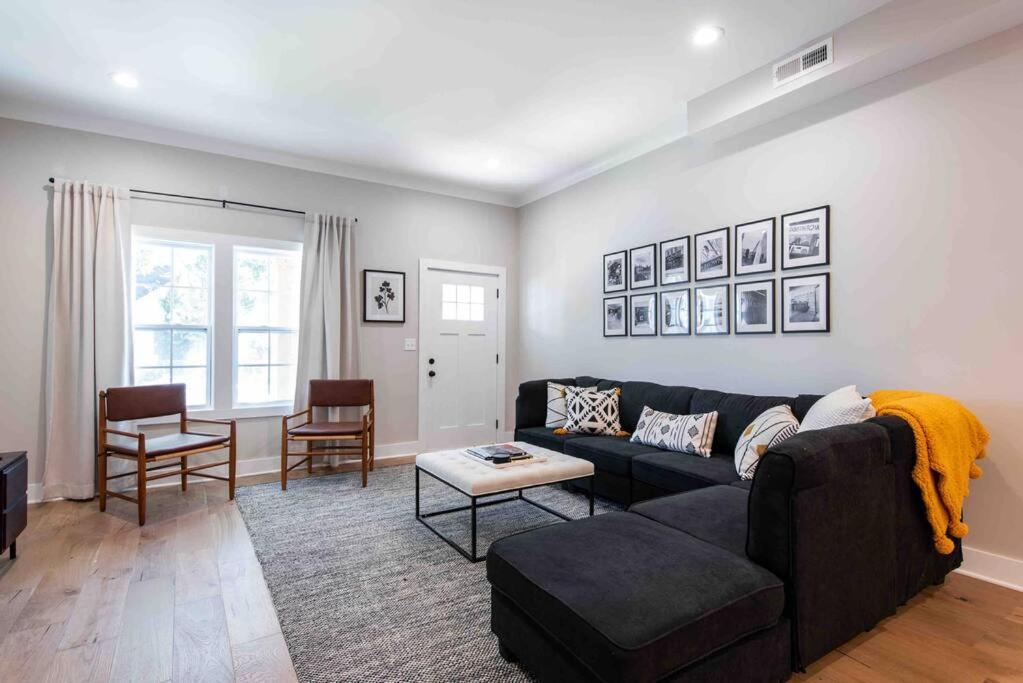 Newly Renovated 3 Bedroom Shelby Park Home **Free Parking** Louisville Bagian luar foto